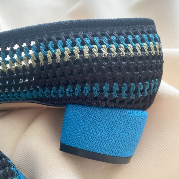 FERRAGAMO Vara Bow Pump Shoe In Multicolor Crochet, size 7.5 - Picture 8 of 8